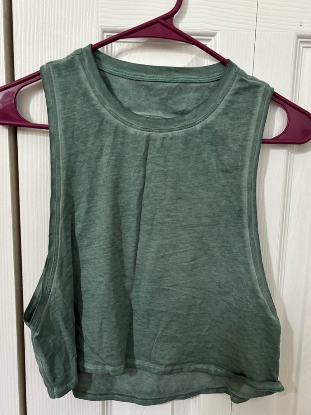 Lululemon athletica Green Sleeveless Crop Tank Top